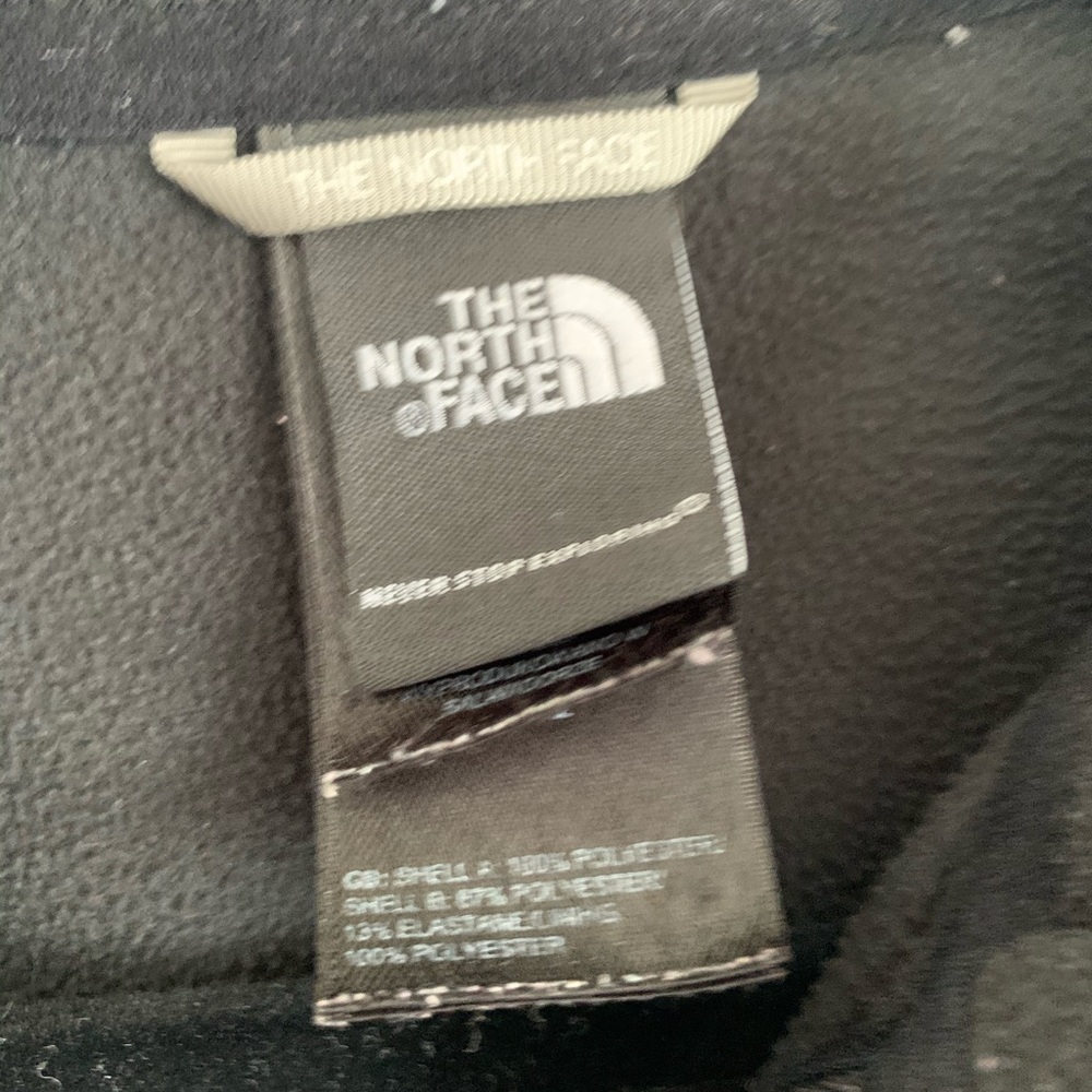 The North Face Women's Black Full Zip Fleece - Picture 4 of 5